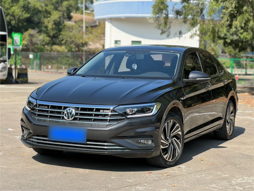 Volkswagen Sagitar 2021 immagine di auto 