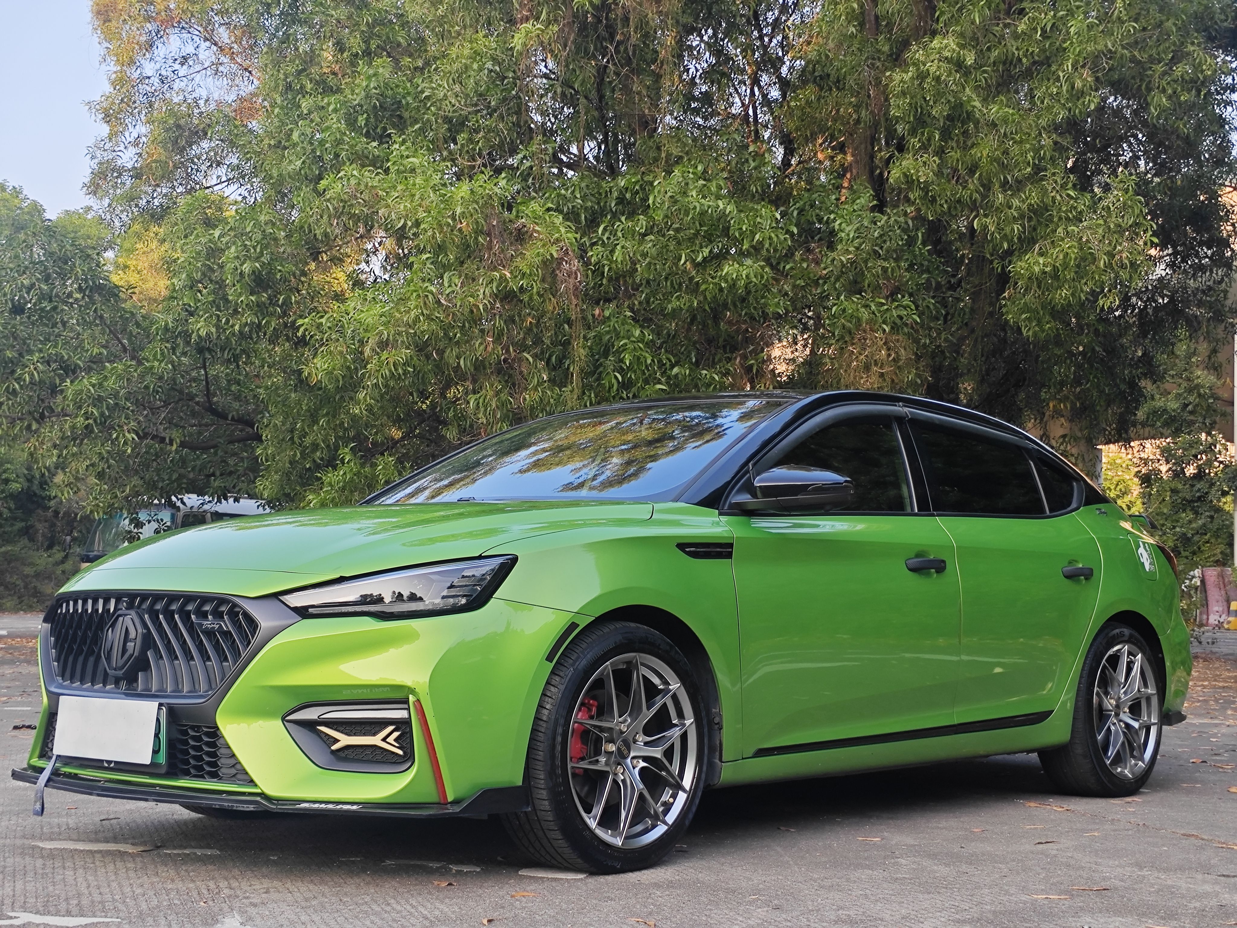 MG 6 New Energy 2020 car image 