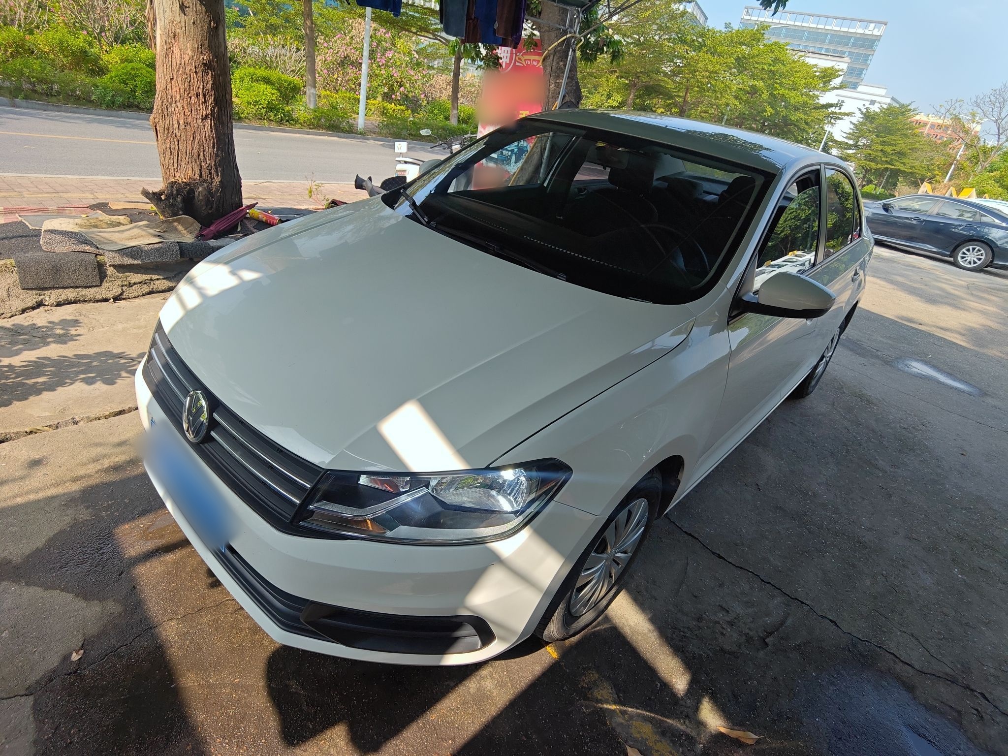 Santana 2019 car image 