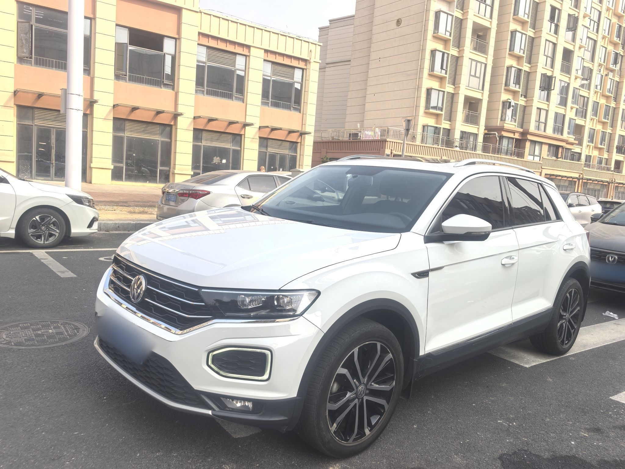 T-Roc 2019 car image 