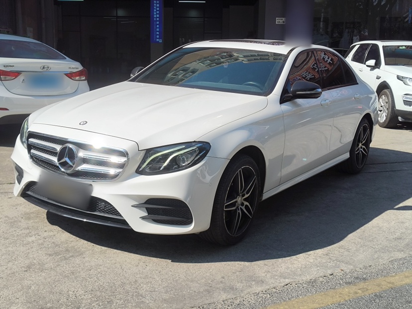 Mercedes-Benz E Class 2017 immagine di auto 