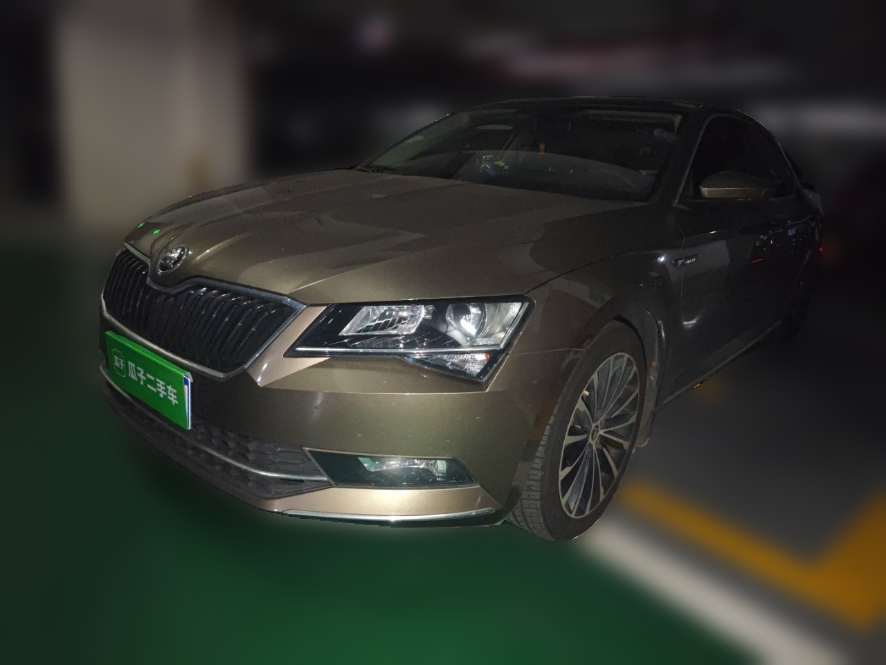 Skoda Superb 2019 Skoda Superb 2019 car image
