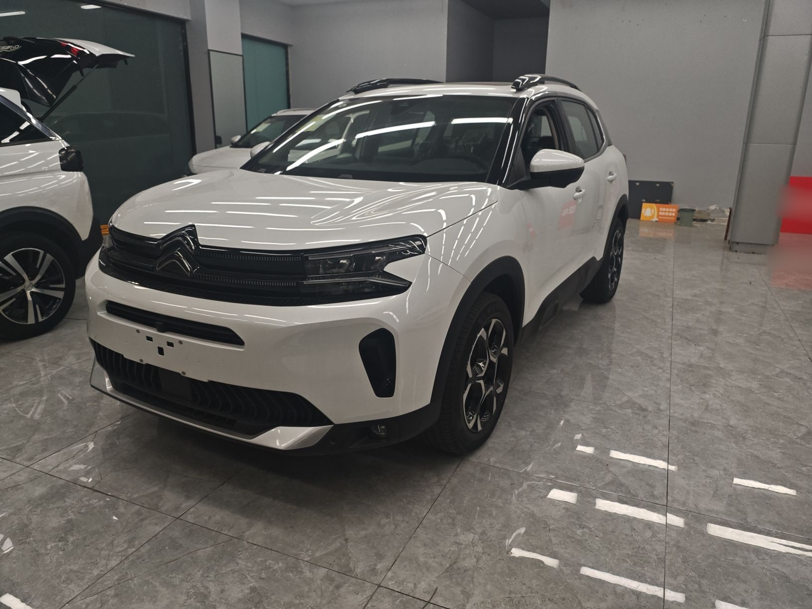 Citroen C5 AIRCROSS car image 