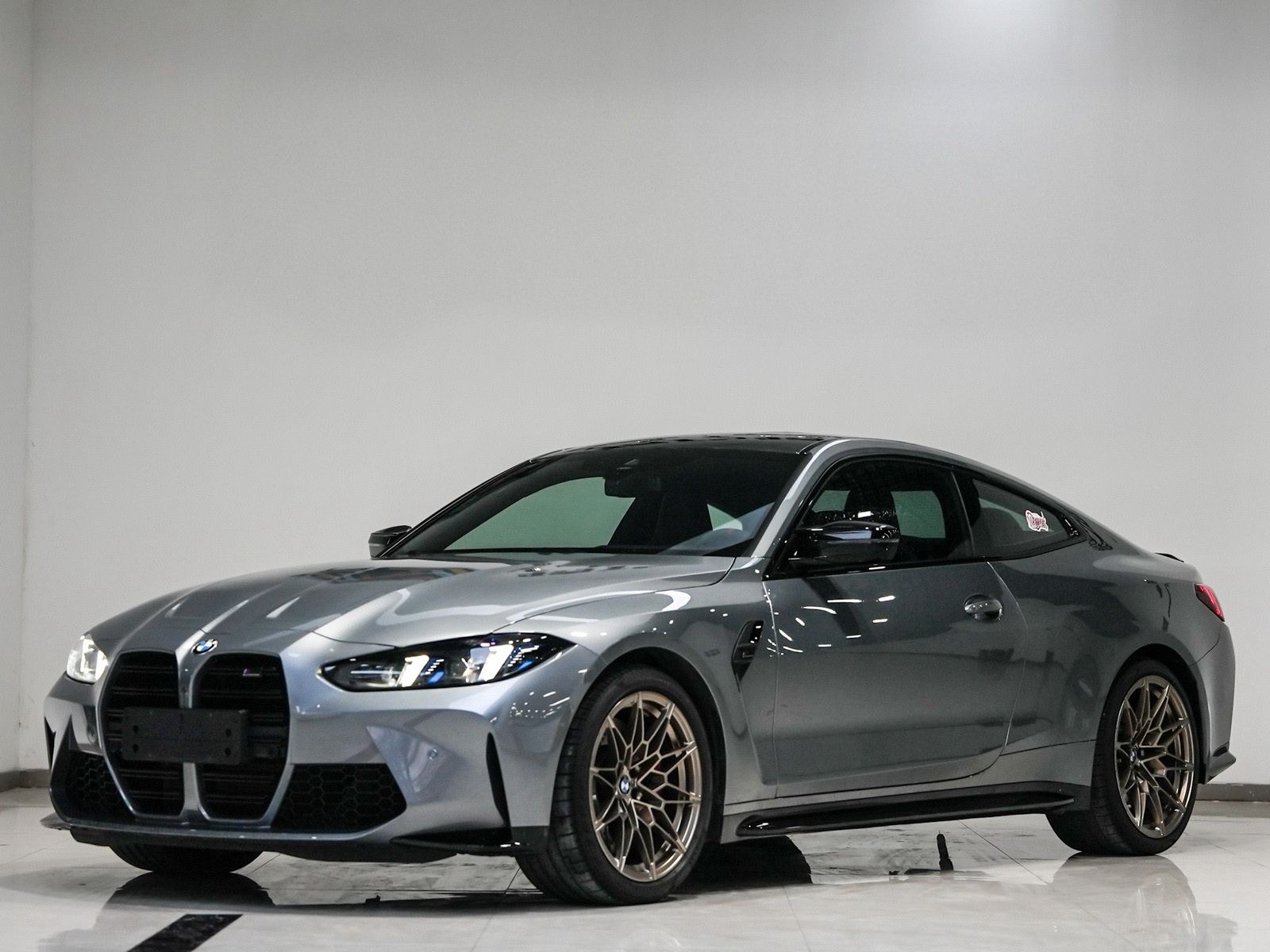 BMW M4 2024 car image 