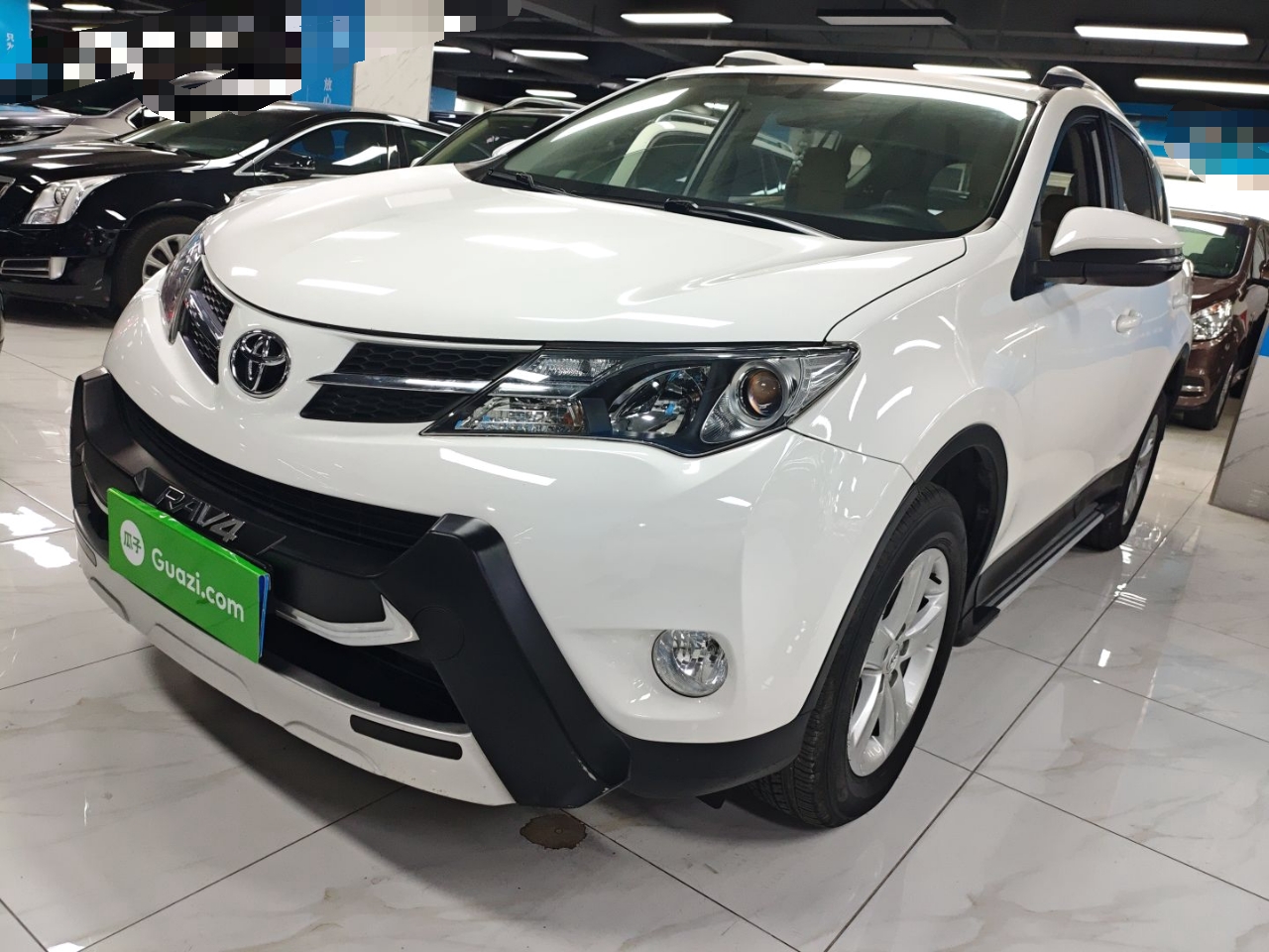 Toyota RAV4 2014 car image 