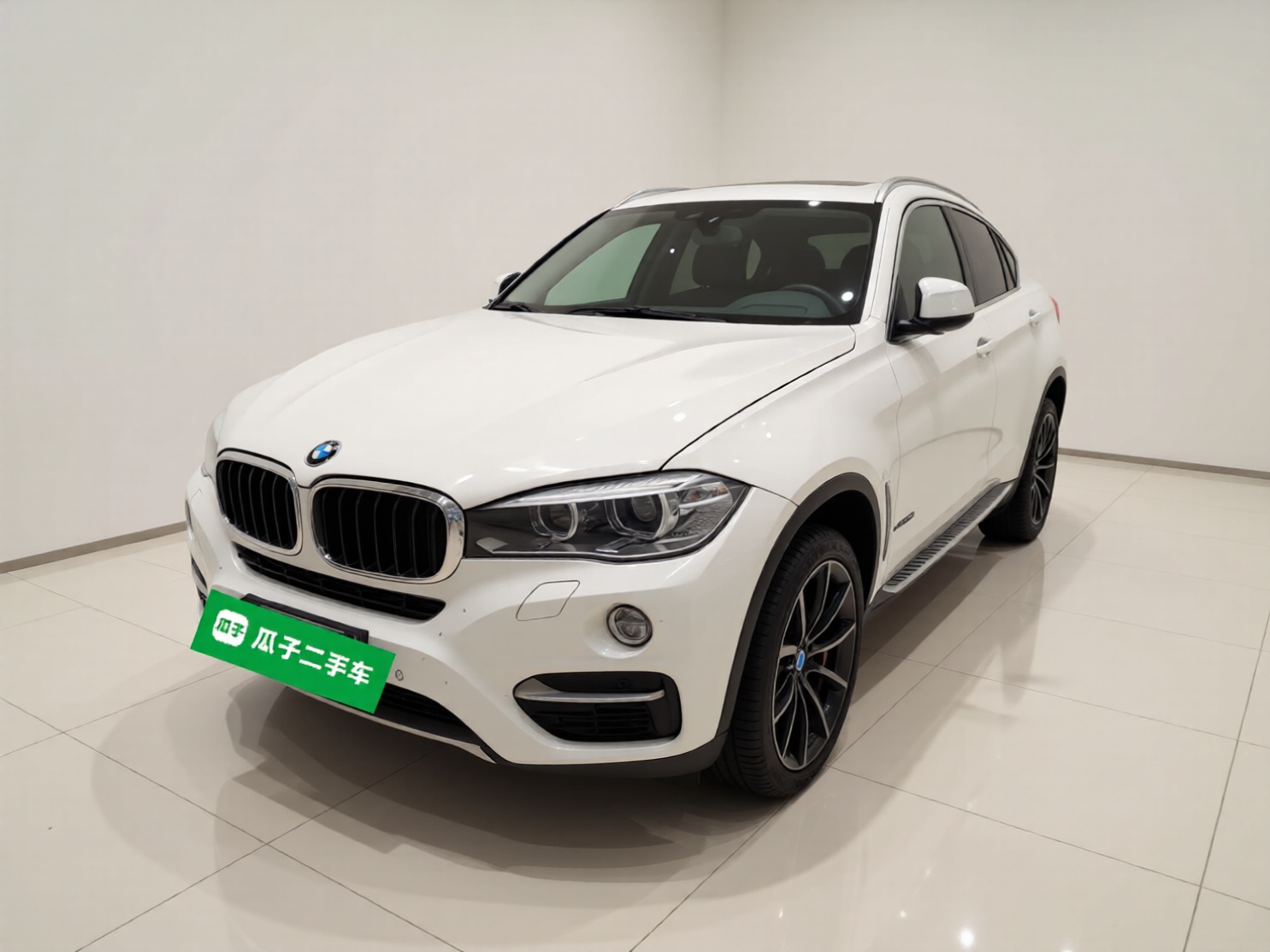 BMW X6 2015 car image 