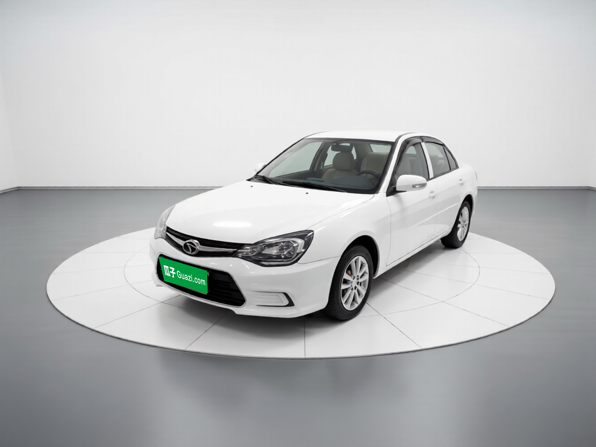 Soueast V3 Lingyue 2017 Soueast V3 Lingyue 2017 car image