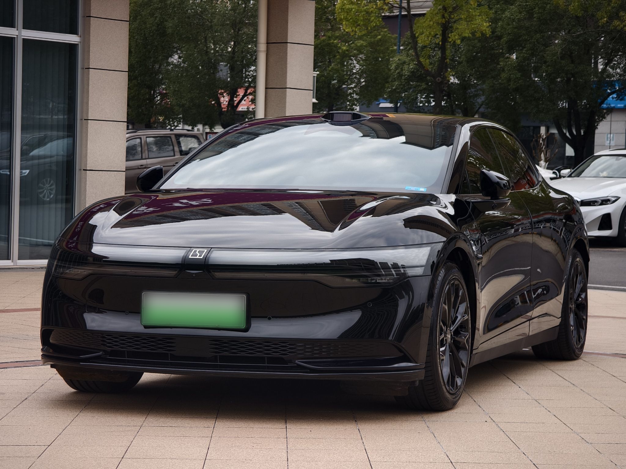 Zeekr 007 2025 car image 