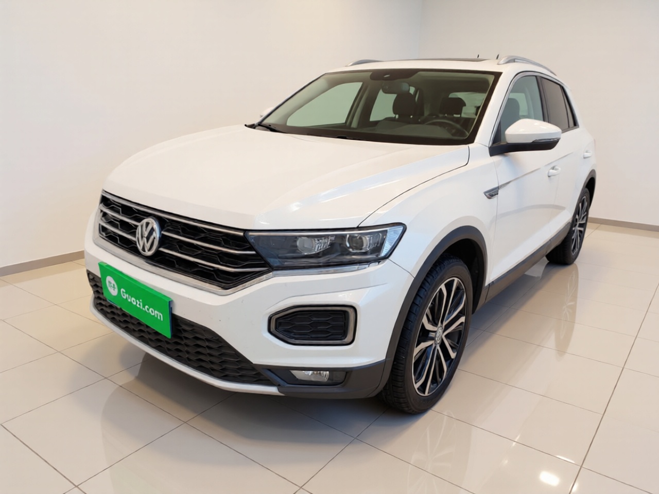 T-Roc 2019 car image 