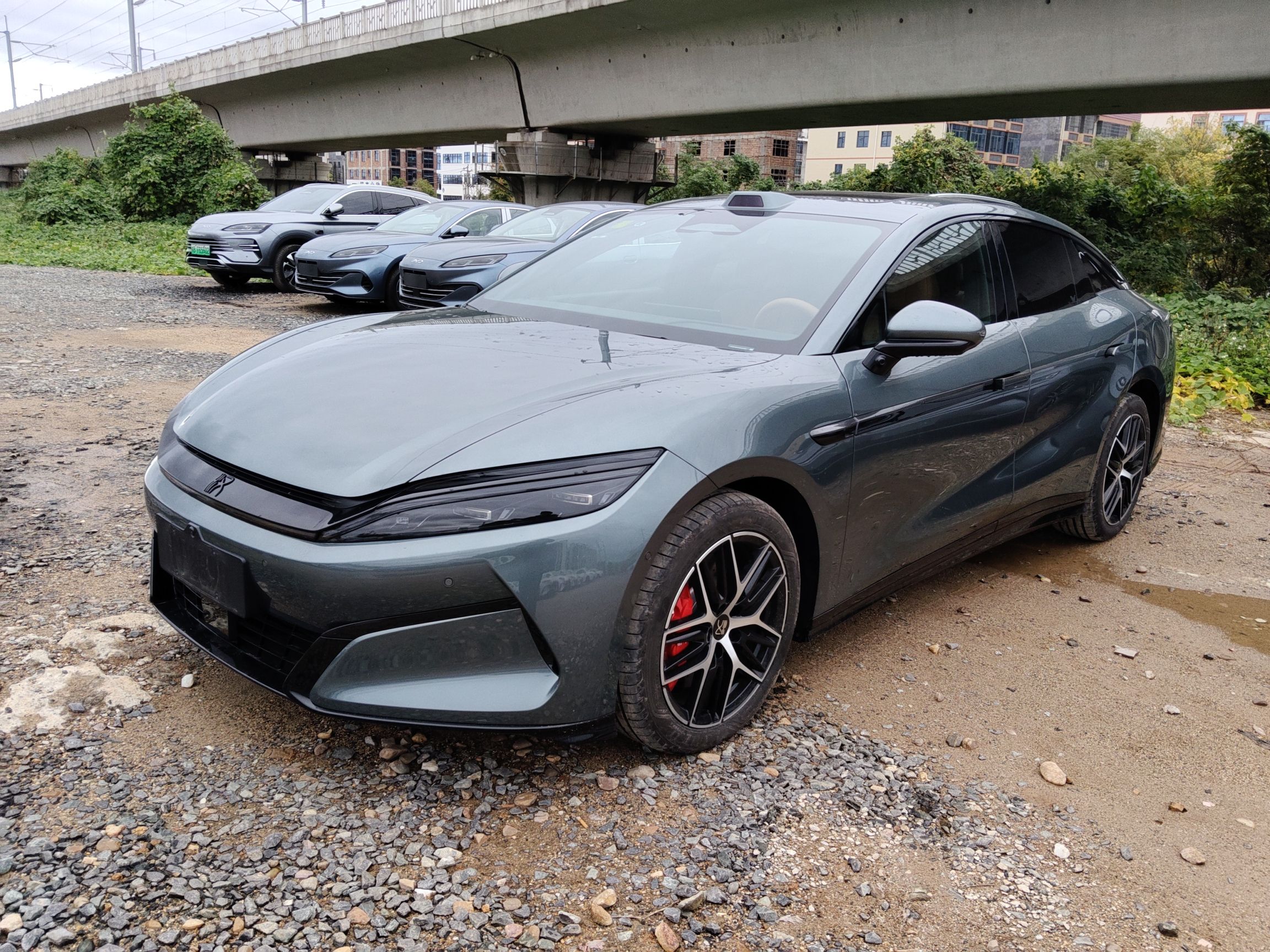 BYD HanL 2025 car image 