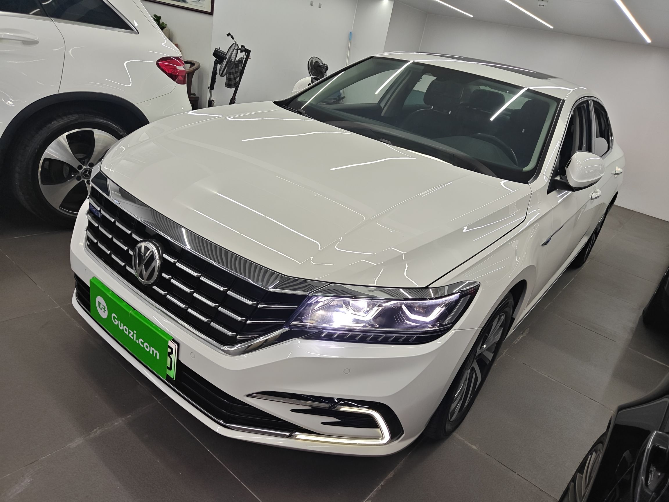 Volkswagen Passat New Energy 2020 Volkswagen Passat New Energy 2020 car image