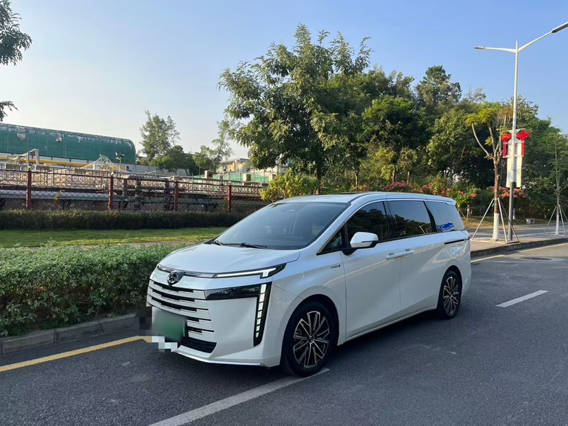 GAC Trumpchi E8 New Energy 2023 GAC Trumpchi E8 New Energy 2023 car image