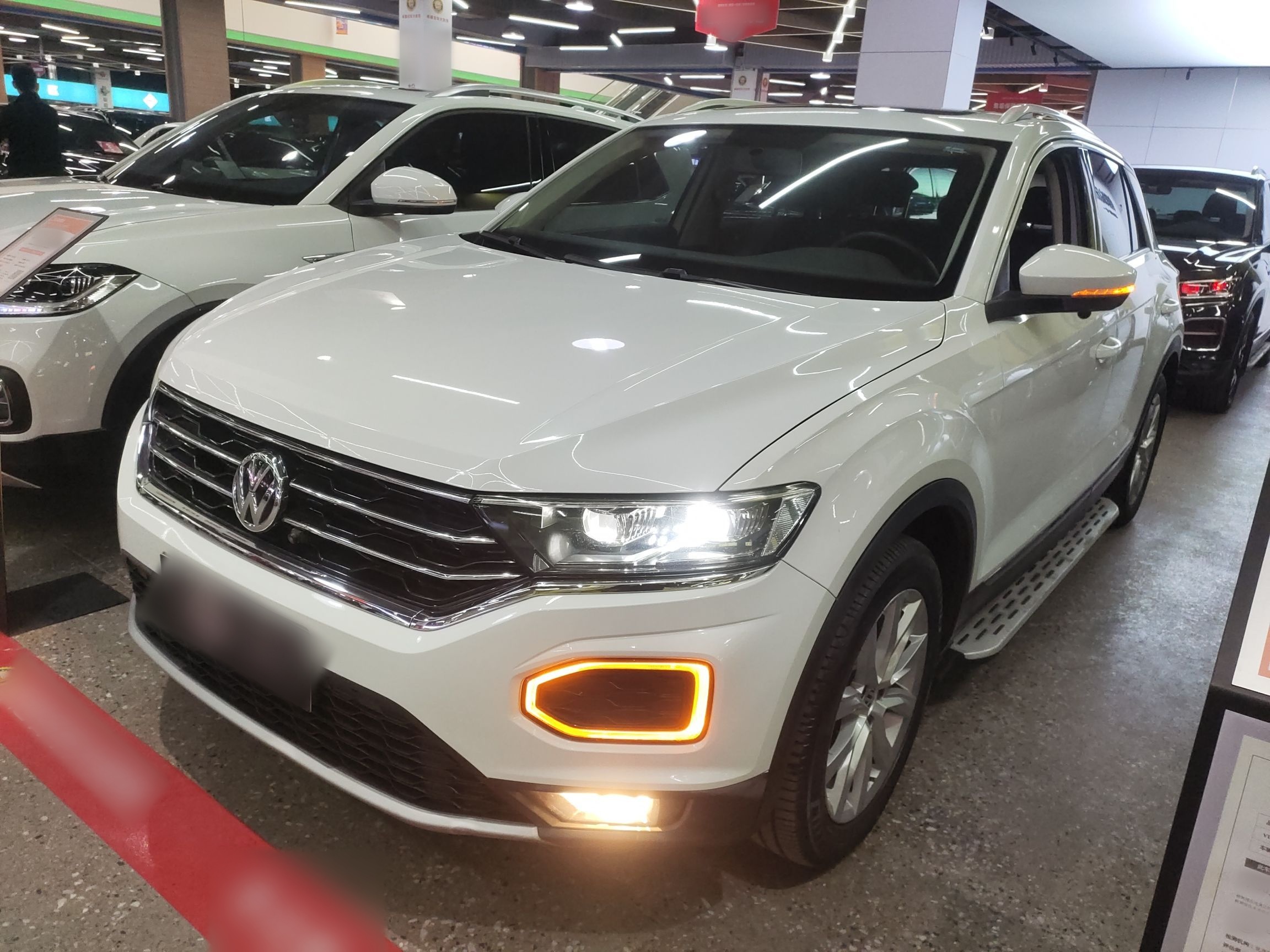 T-Roc 2019 T-Roc 2019 car image