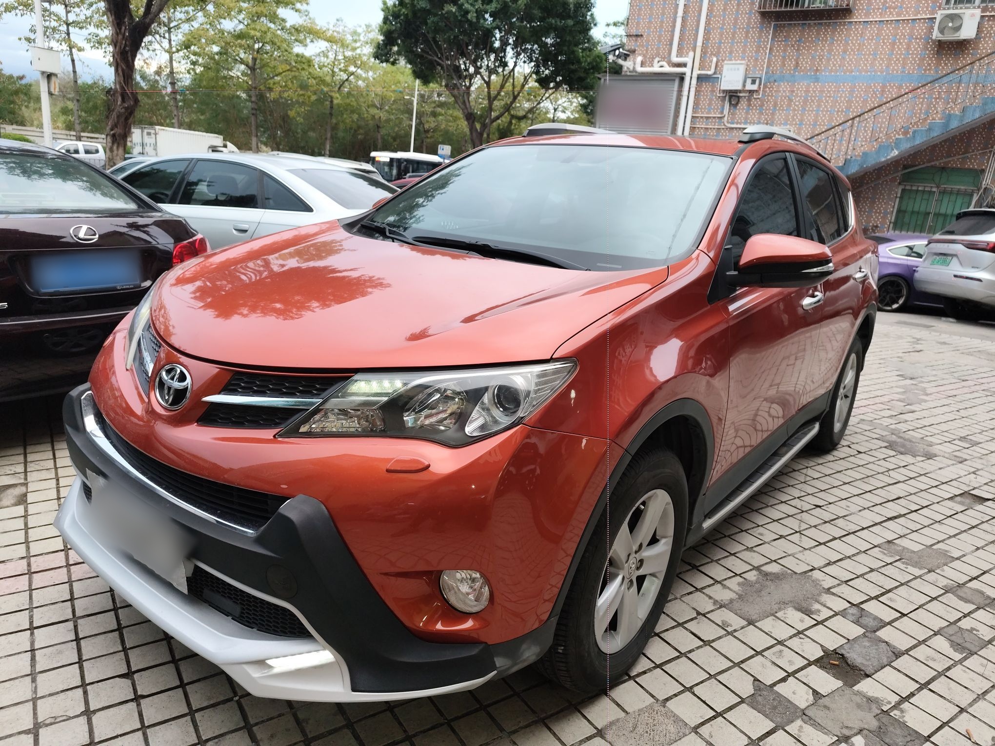 Toyota RAV4 2013 car image 