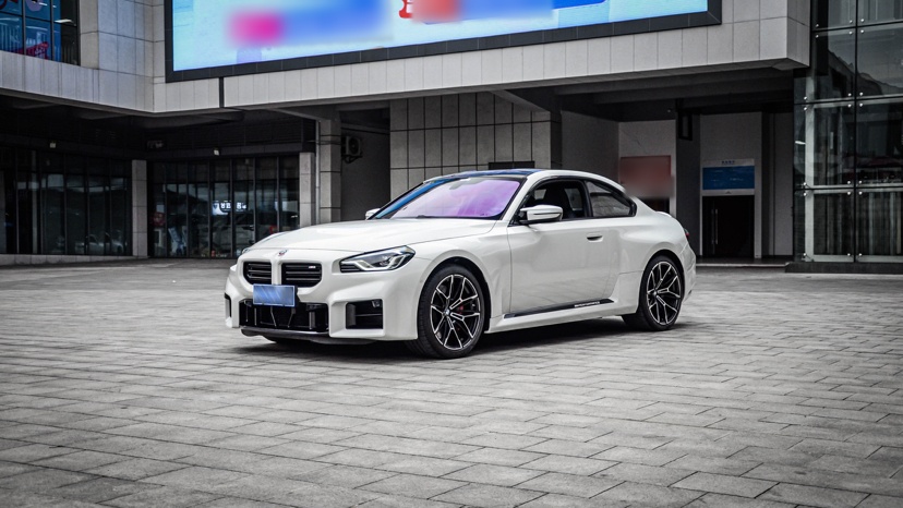 BMW M2 2023 car image 