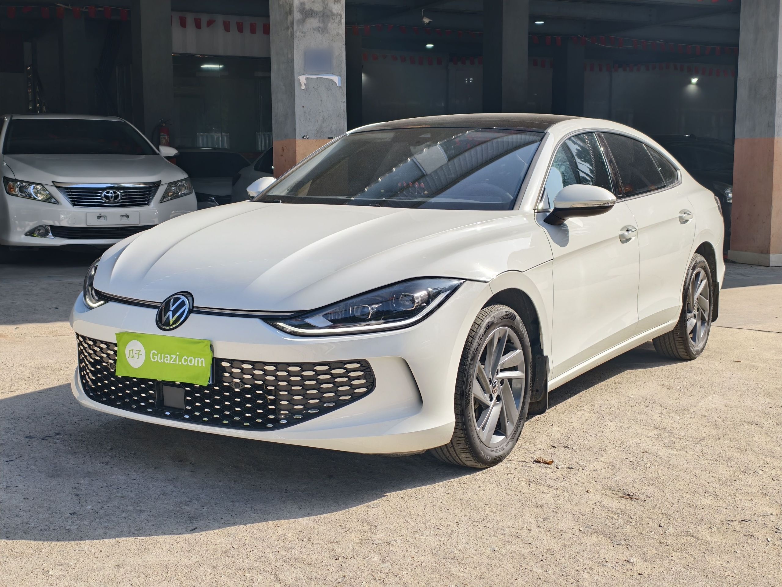 Volkswagen Lamando 2024 Volkswagen Lamando 2024 immagine di auto