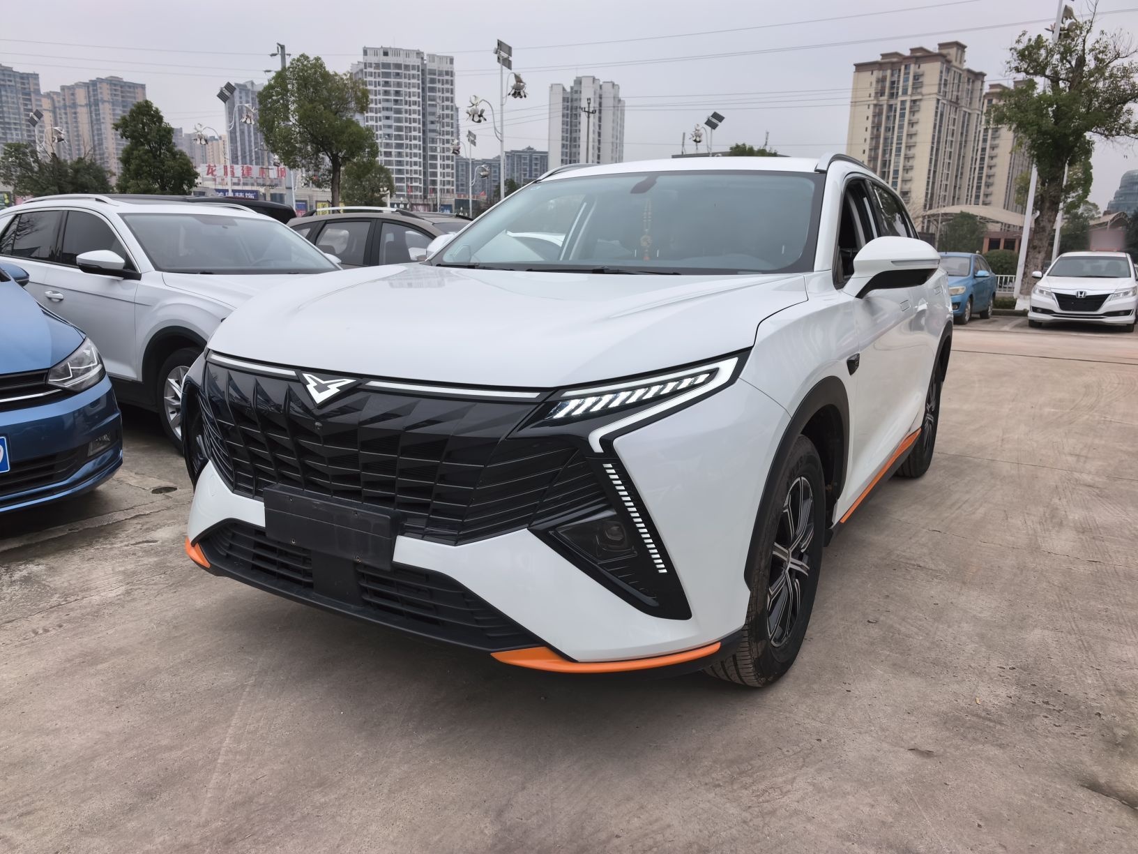 Kunlun 2023 car image 