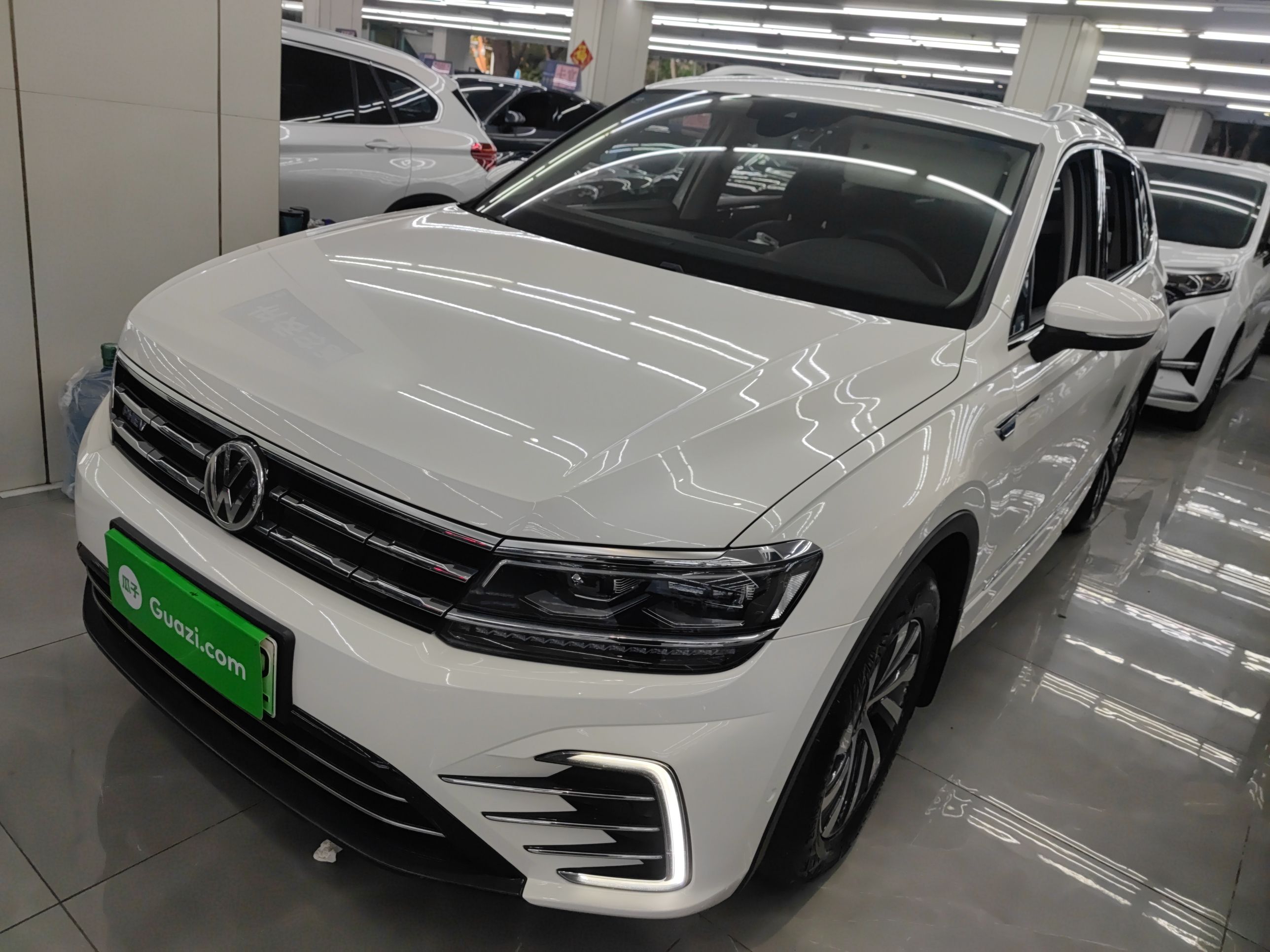 Volkswagen Tiguan L New Energy 2020 Volkswagen Tiguan L New Energy 2020 image de voiture
