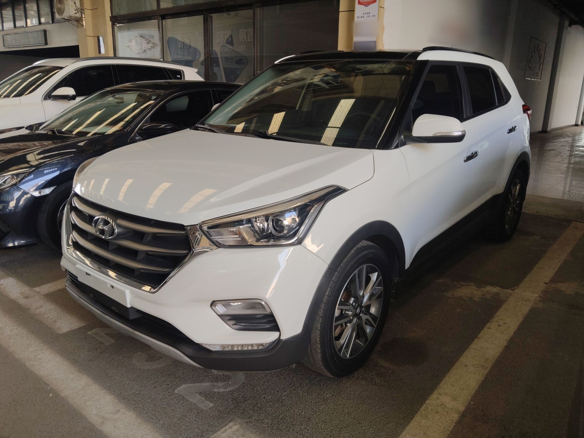 Hyundai ix25 2018 Hyundai ix25 2018 car image
