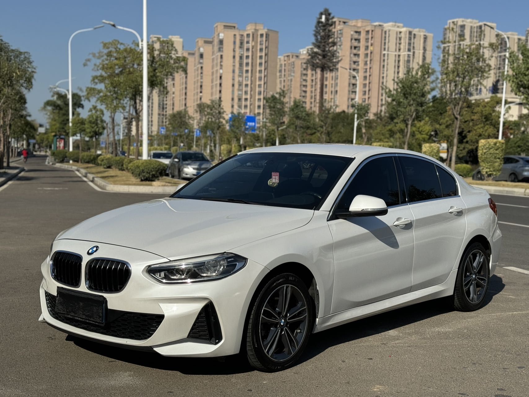 BMW 1 Series 2021 car image 