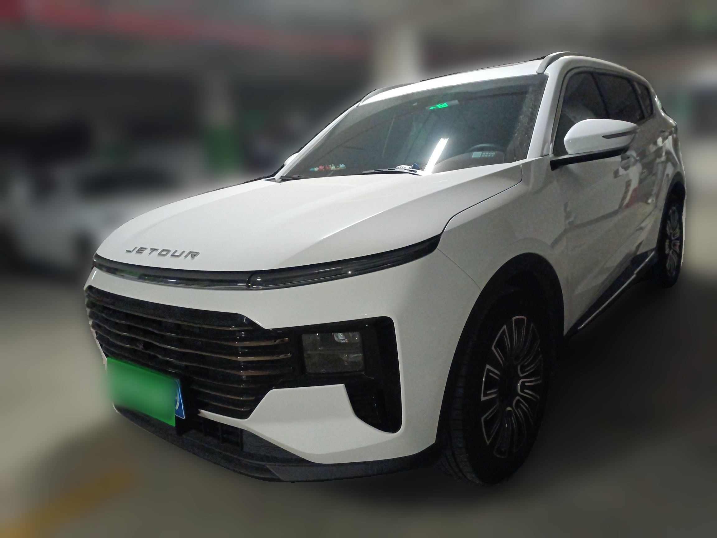 X70 PLUS 2024 car image 