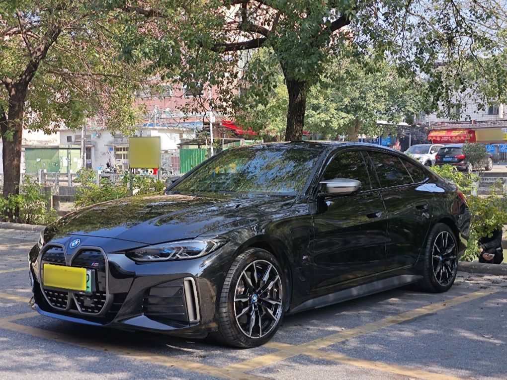 BMW i4 M50 2024 car image 