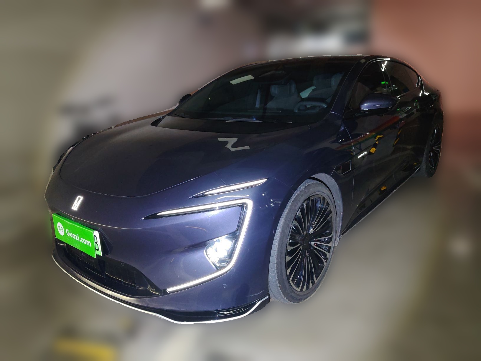 Avatr 12 2024 car image 