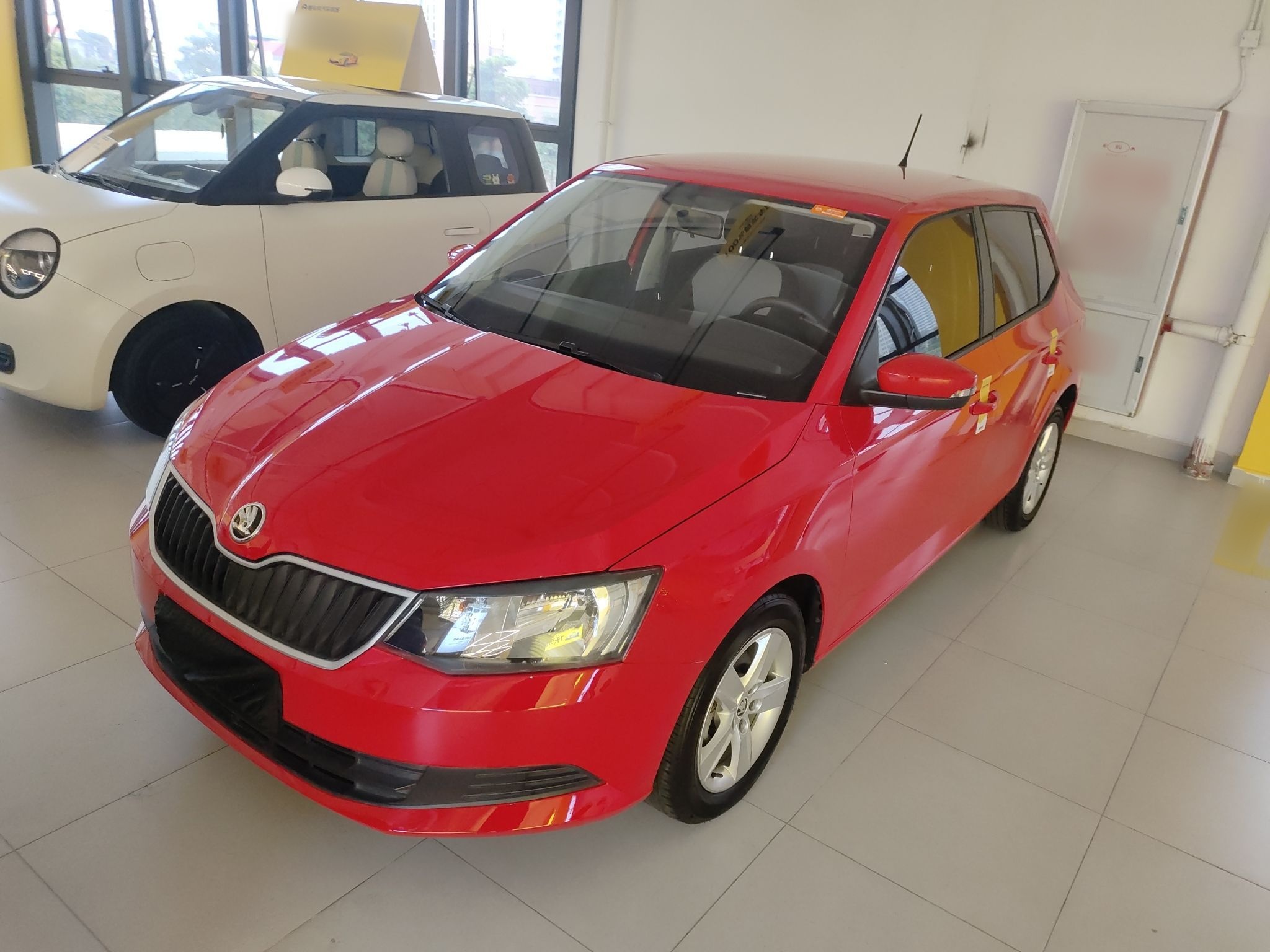 Skoda Fabia 2019 car image 