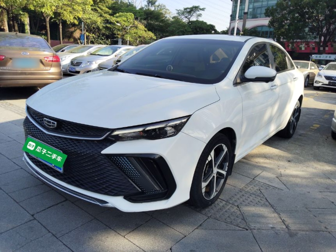 Emgrand L 2022 car image 
