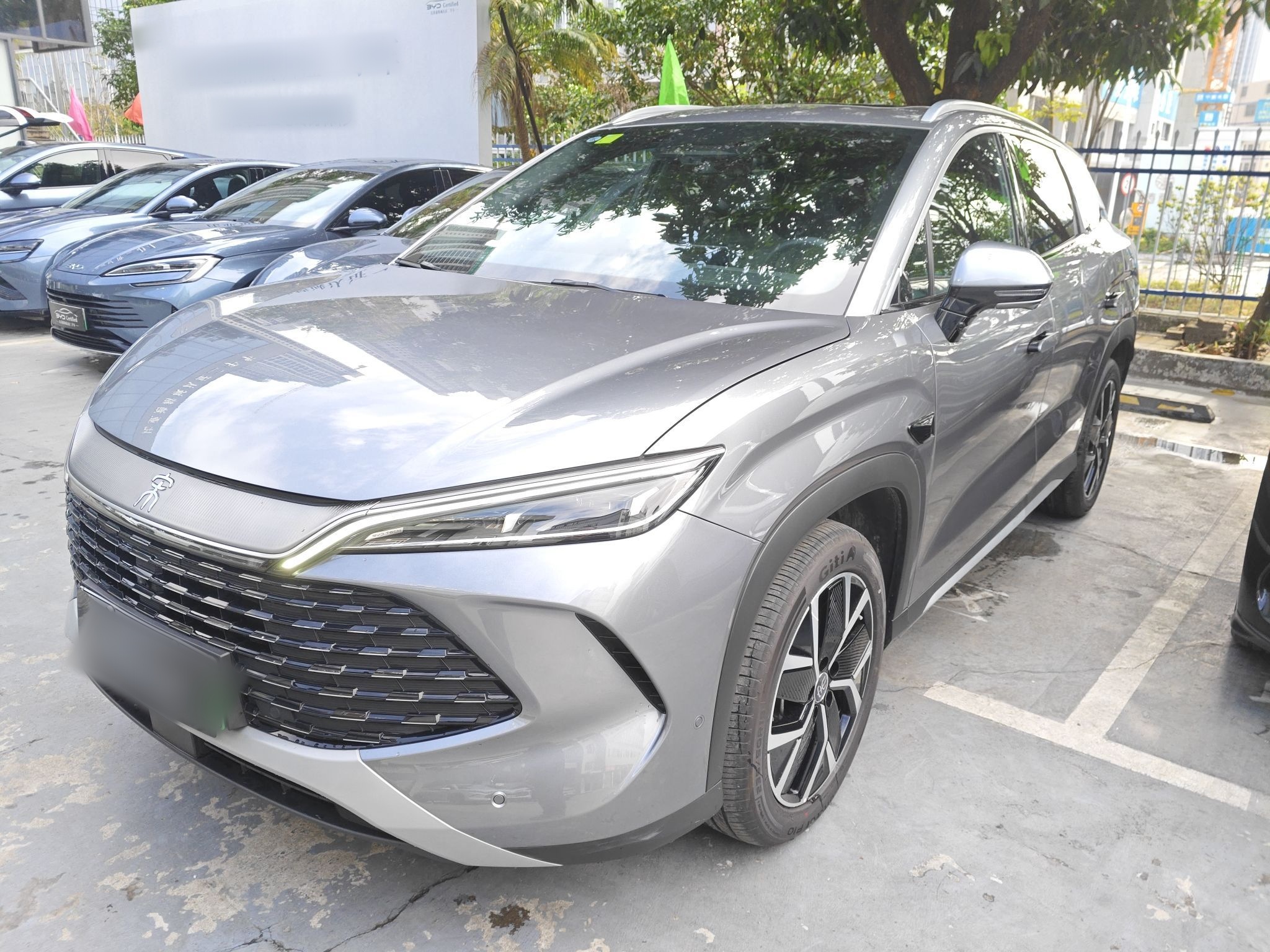 BYD SongL DM-i 2025 car image 