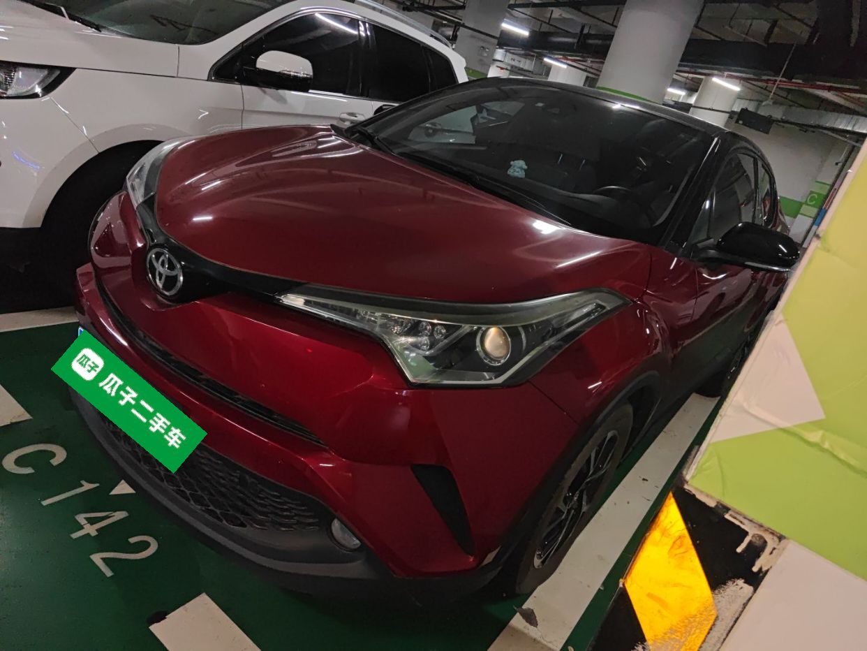 Toyota C-HR 2019 Toyota C-HR 2019 car image