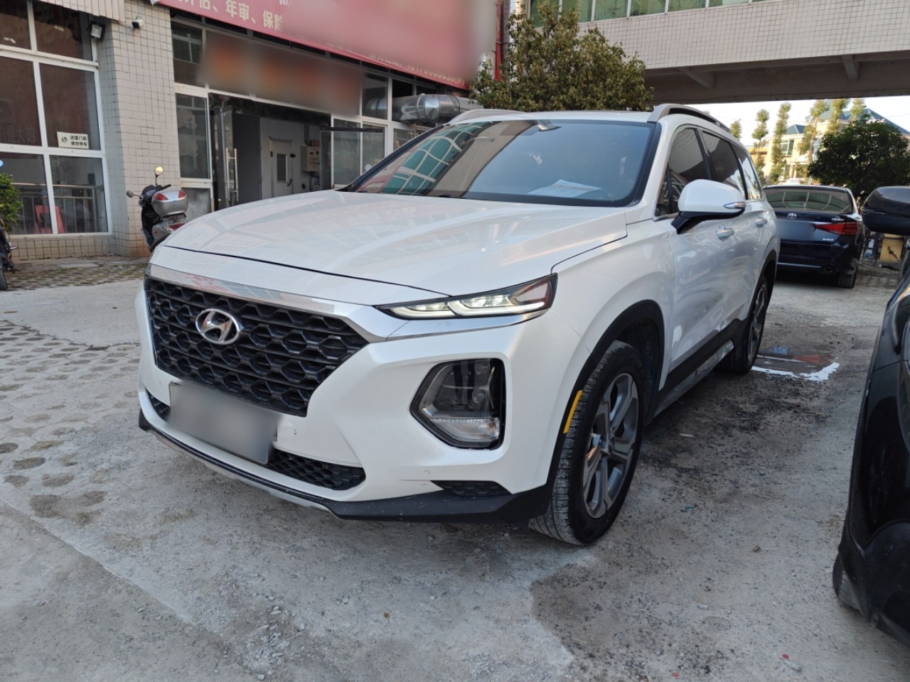 Hyundai Santa Fe 2020 Hyundai Santa Fe 2020 car image