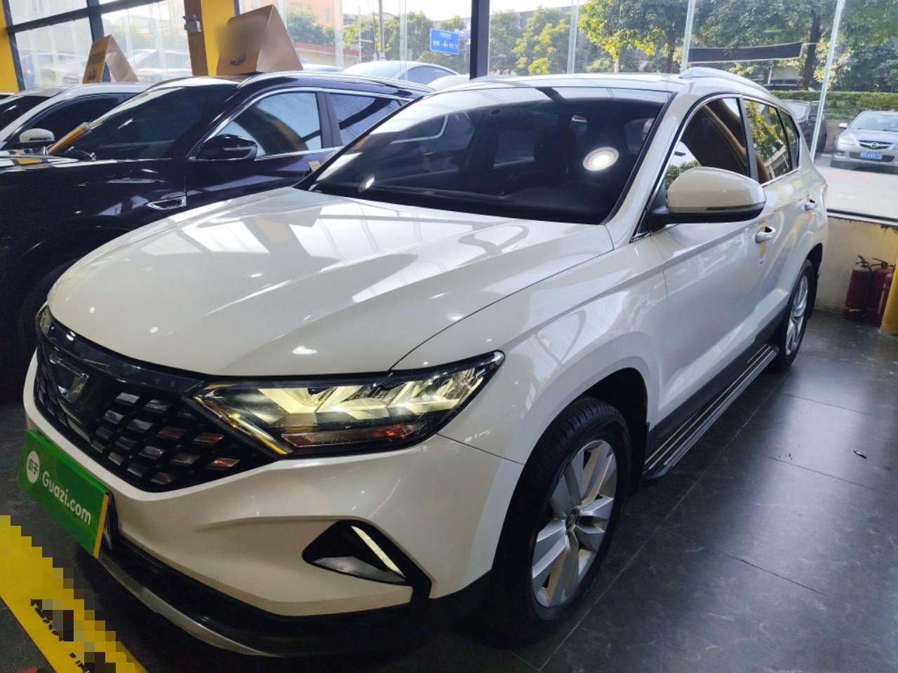 VS5 2019 car image 