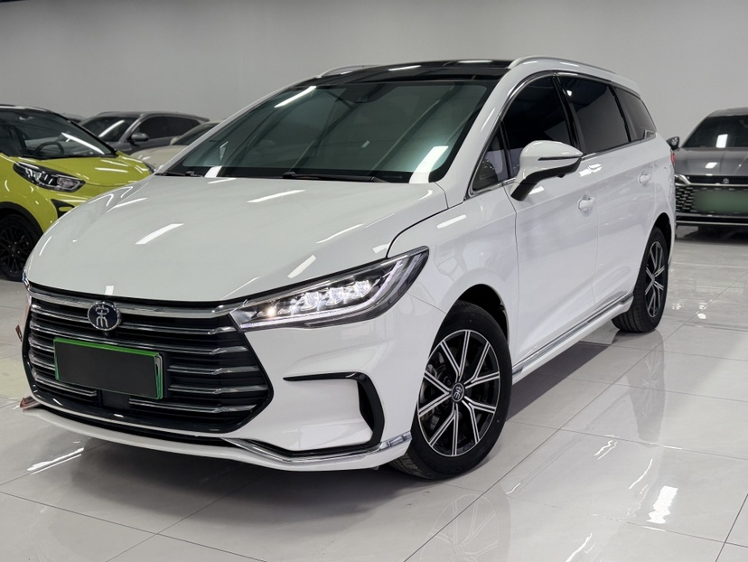 BYD Song MAX New Energy 2023 car image 