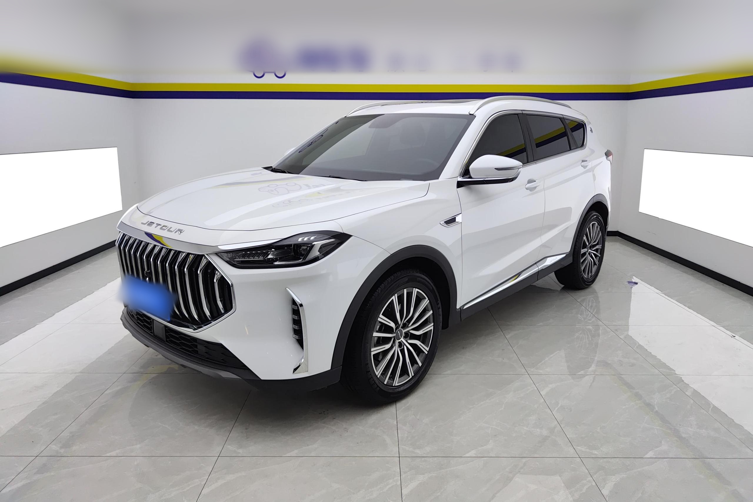 X70 PLUS 2024 car image 