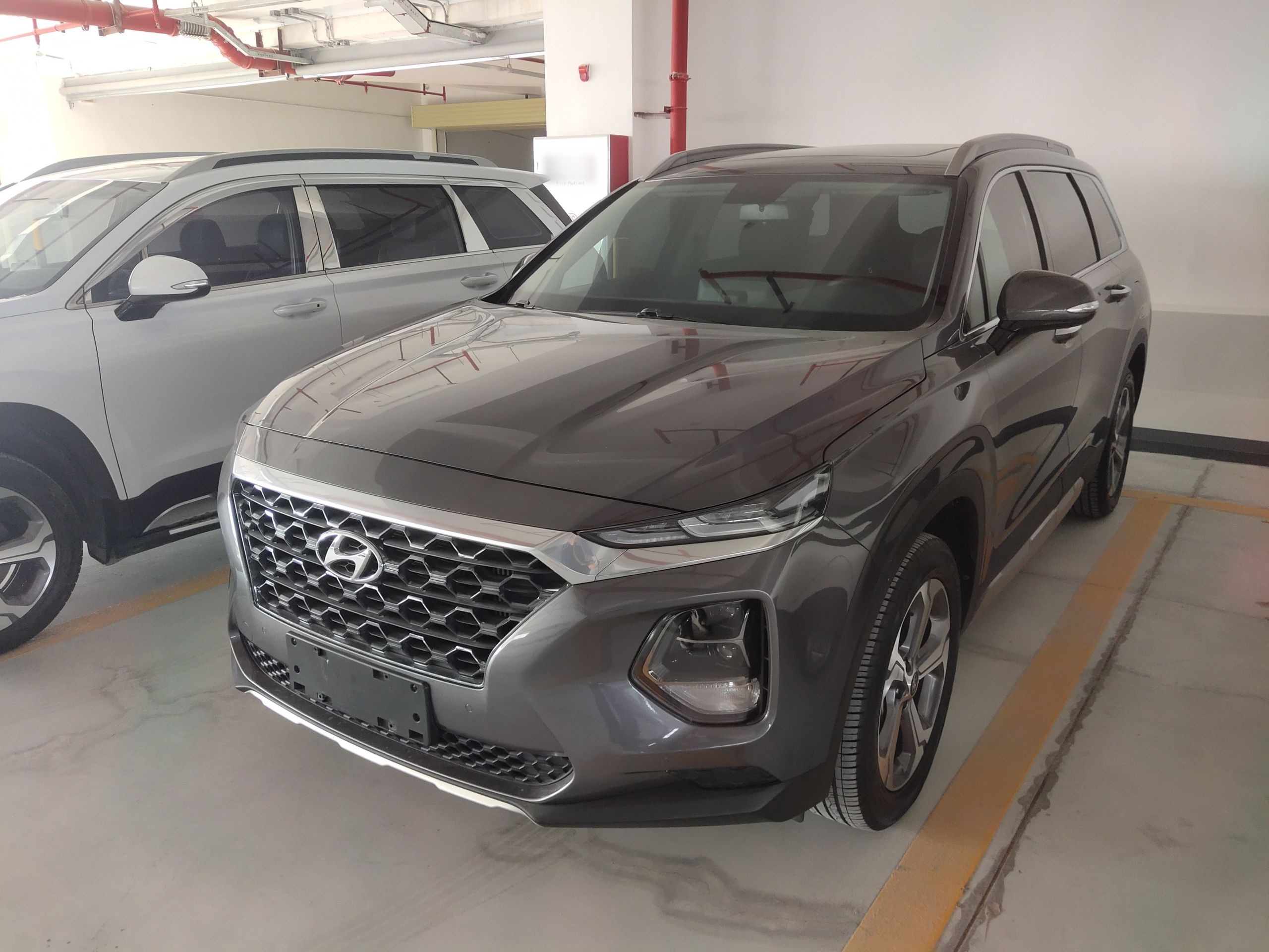 Hyundai Santa Fe 2021 car image 