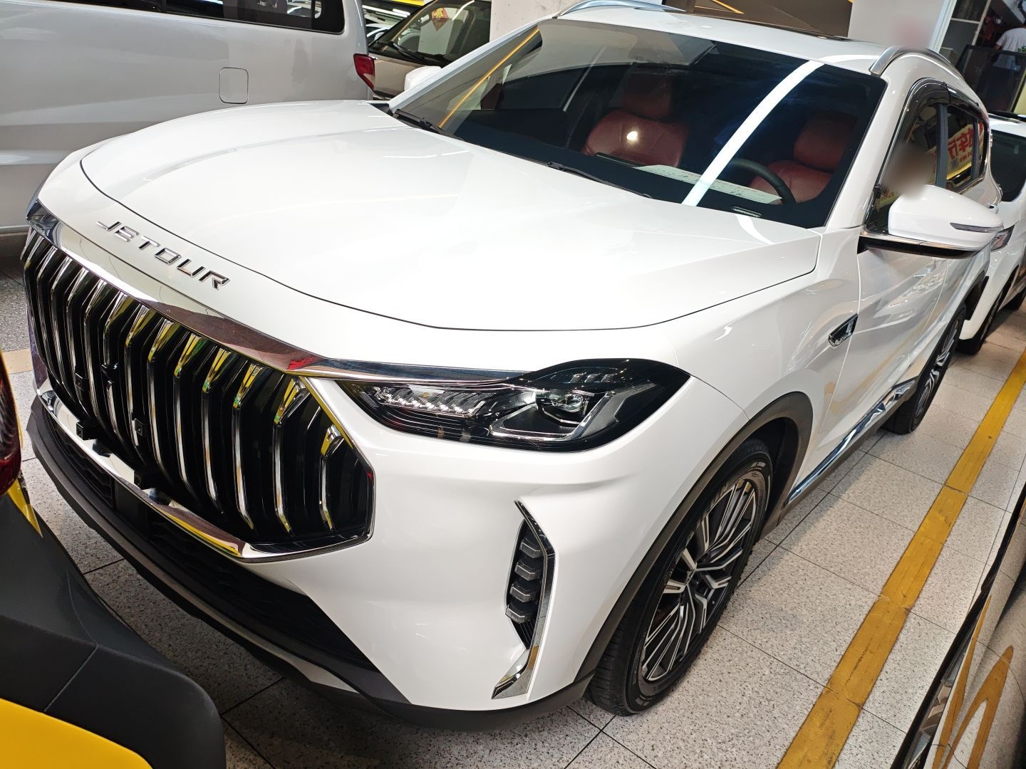 X70 PLUS 2024 car image 