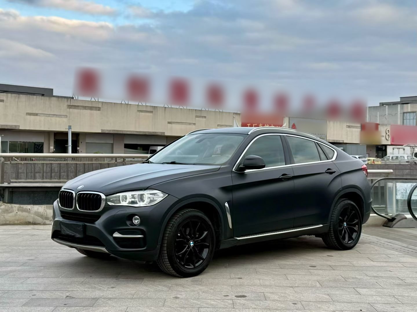 BMW X6 2016 car image 