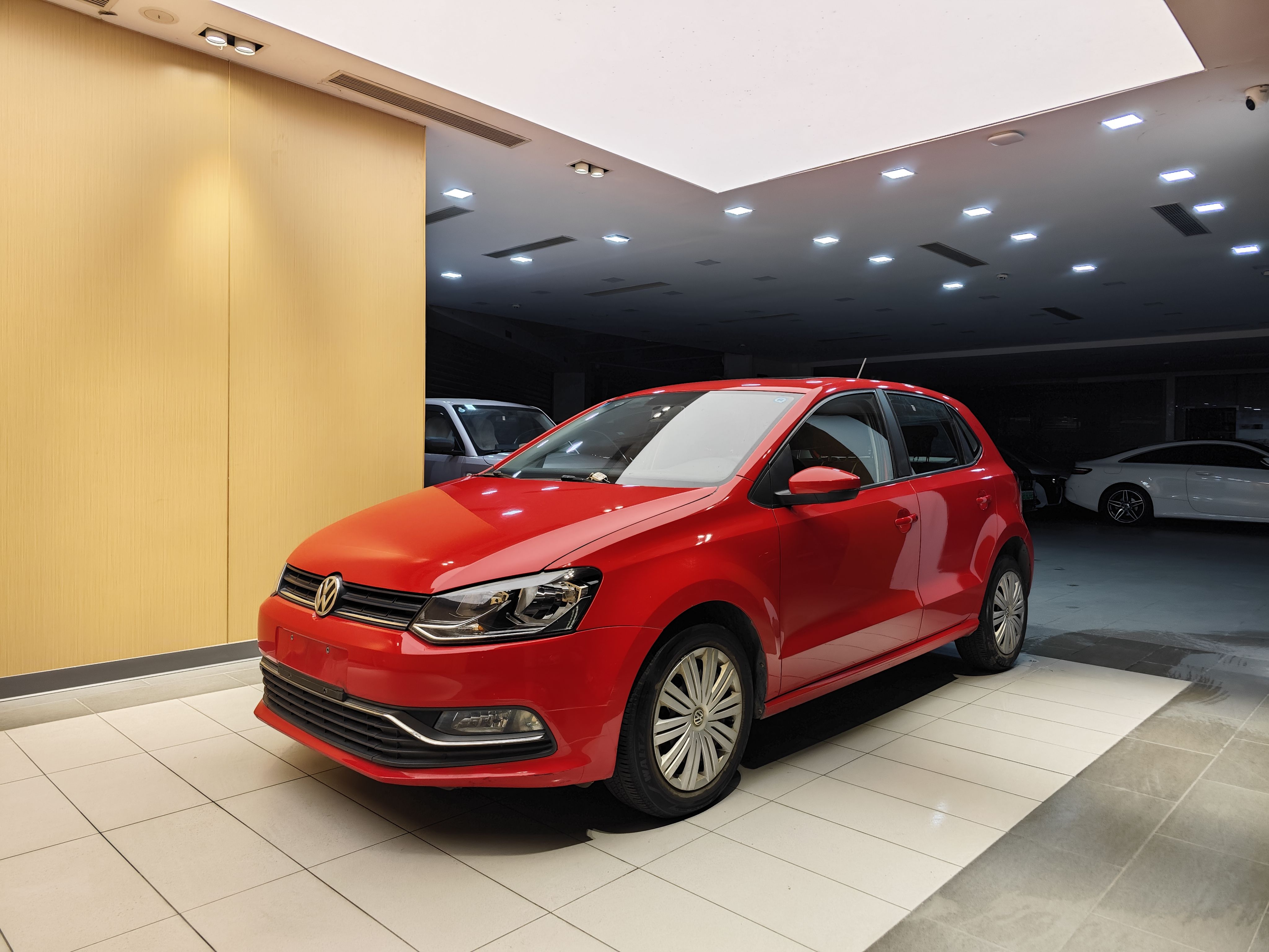 Polo 2018 car image 