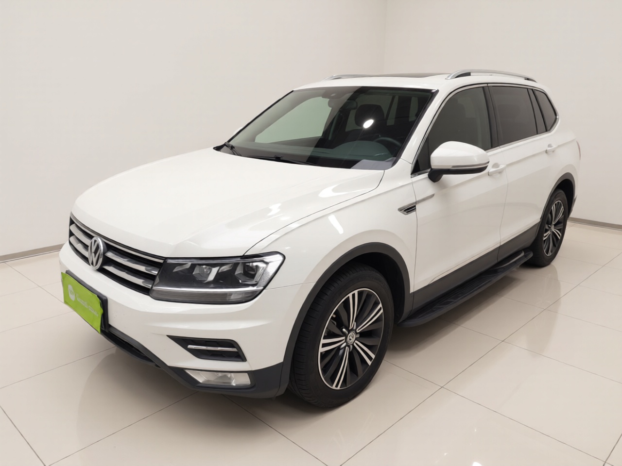 Volkswagen Tiguan L 2019 Volkswagen Tiguan L 2019 car image