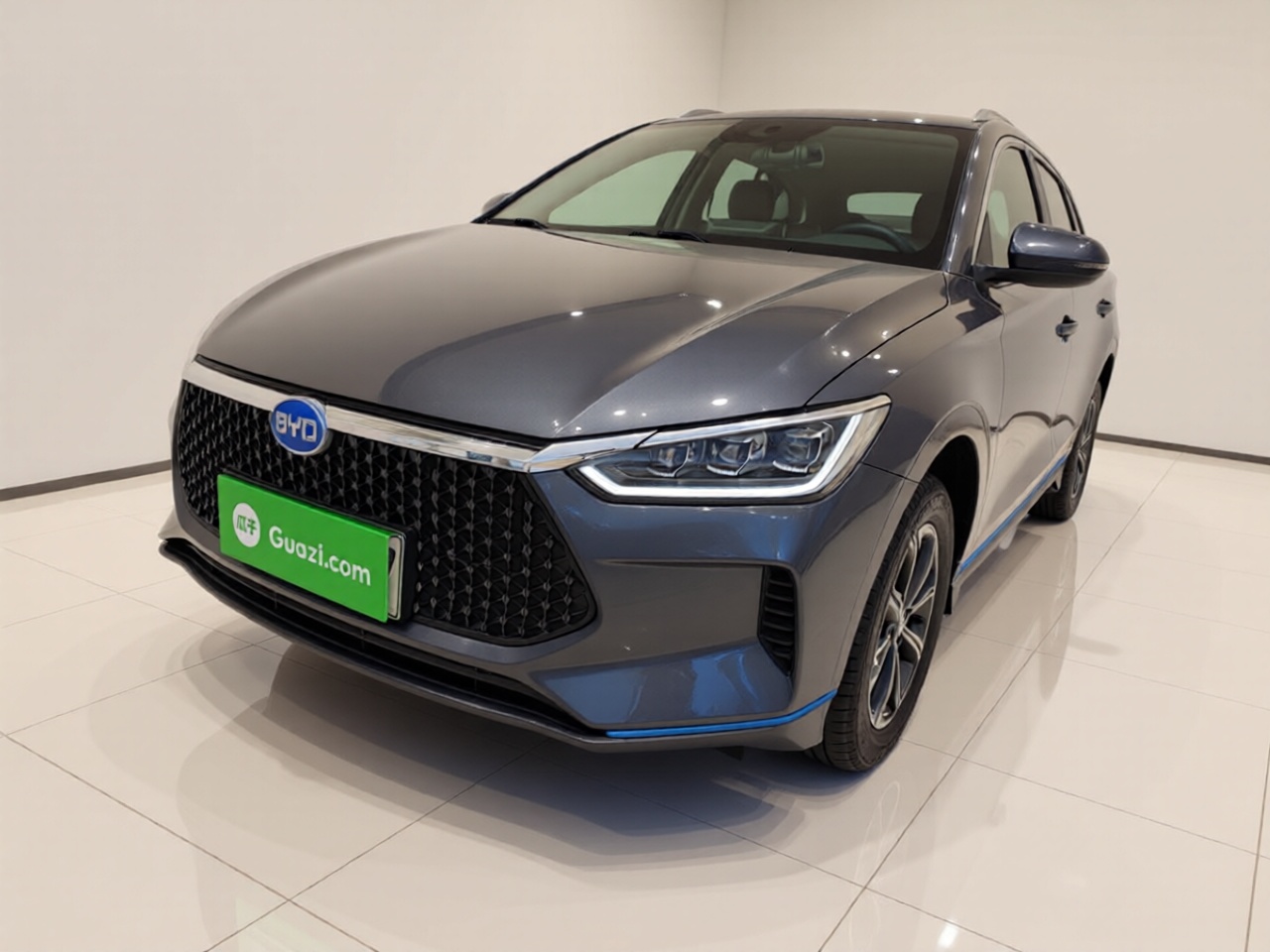 BYD e2 2021 BYD e2 2021 immagine di auto