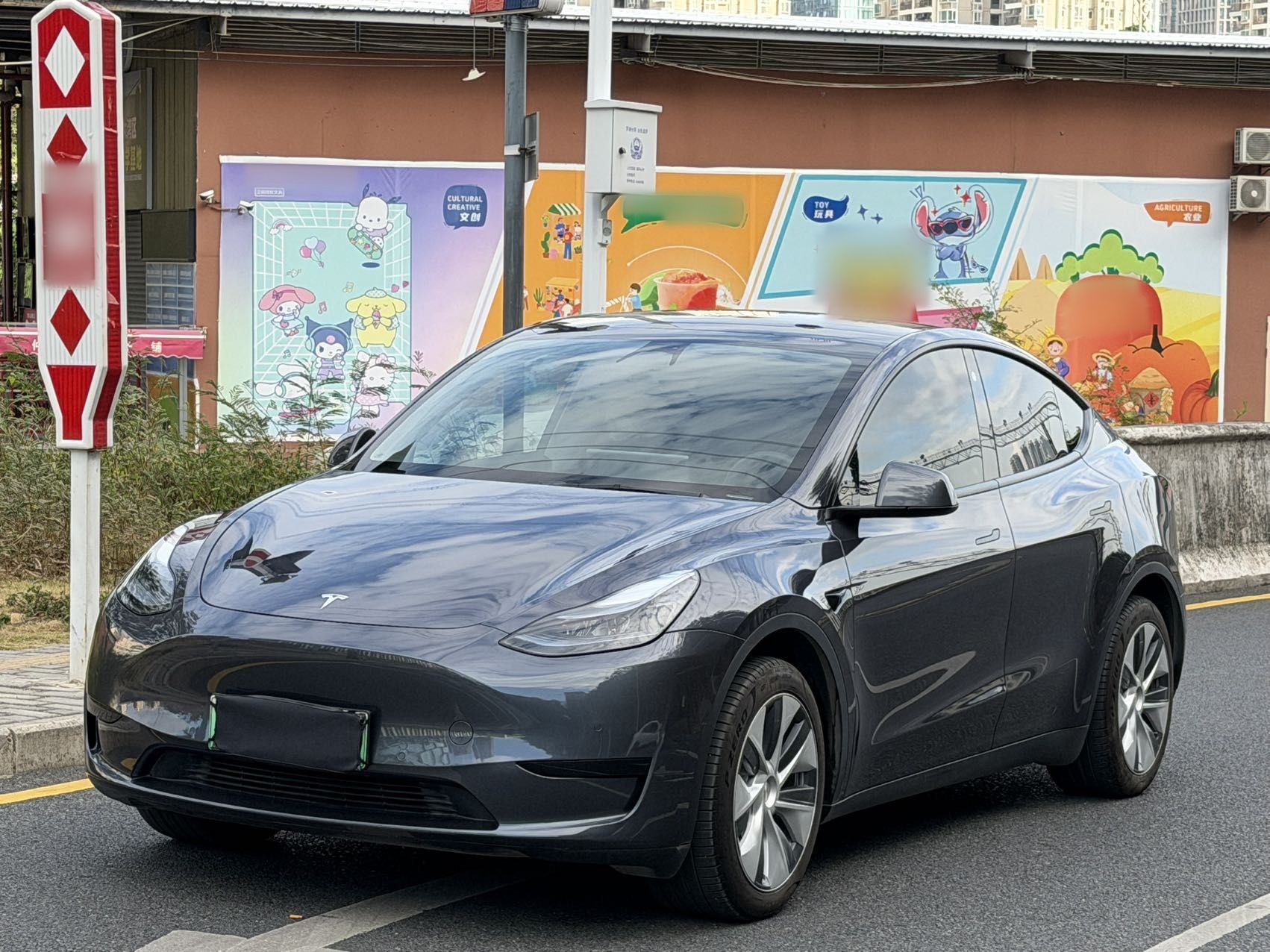 Tesla Model Y 2023 Tesla Model Y 2023 immagine di auto