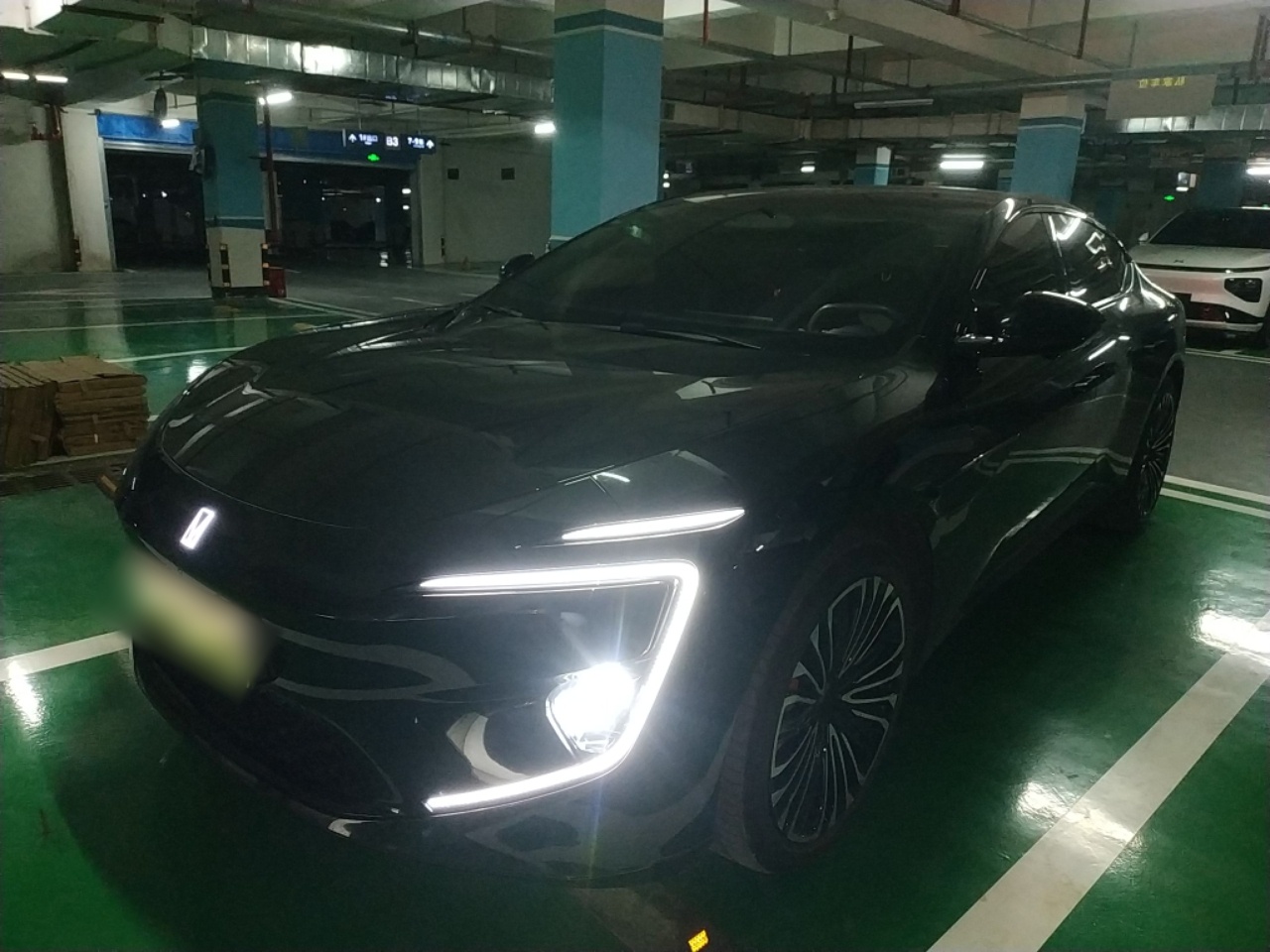 Avatr 12 2024 immagine di auto 