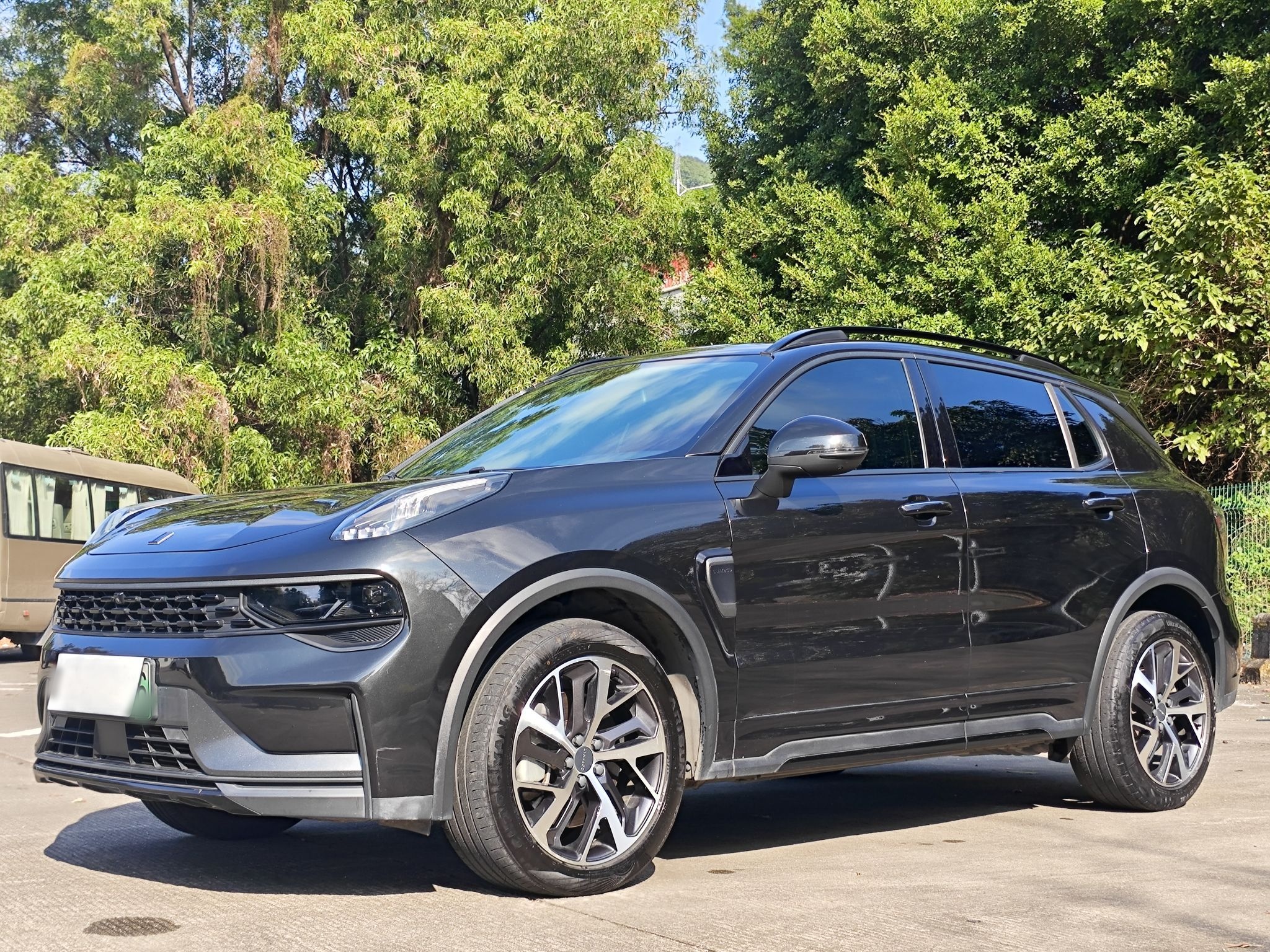 Lynk & Co 01 EM-P 2022 car image 