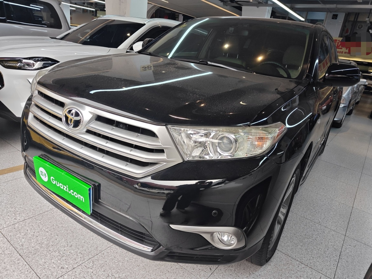 Toyota Highlander 2014 Toyota Highlander 2014 car image