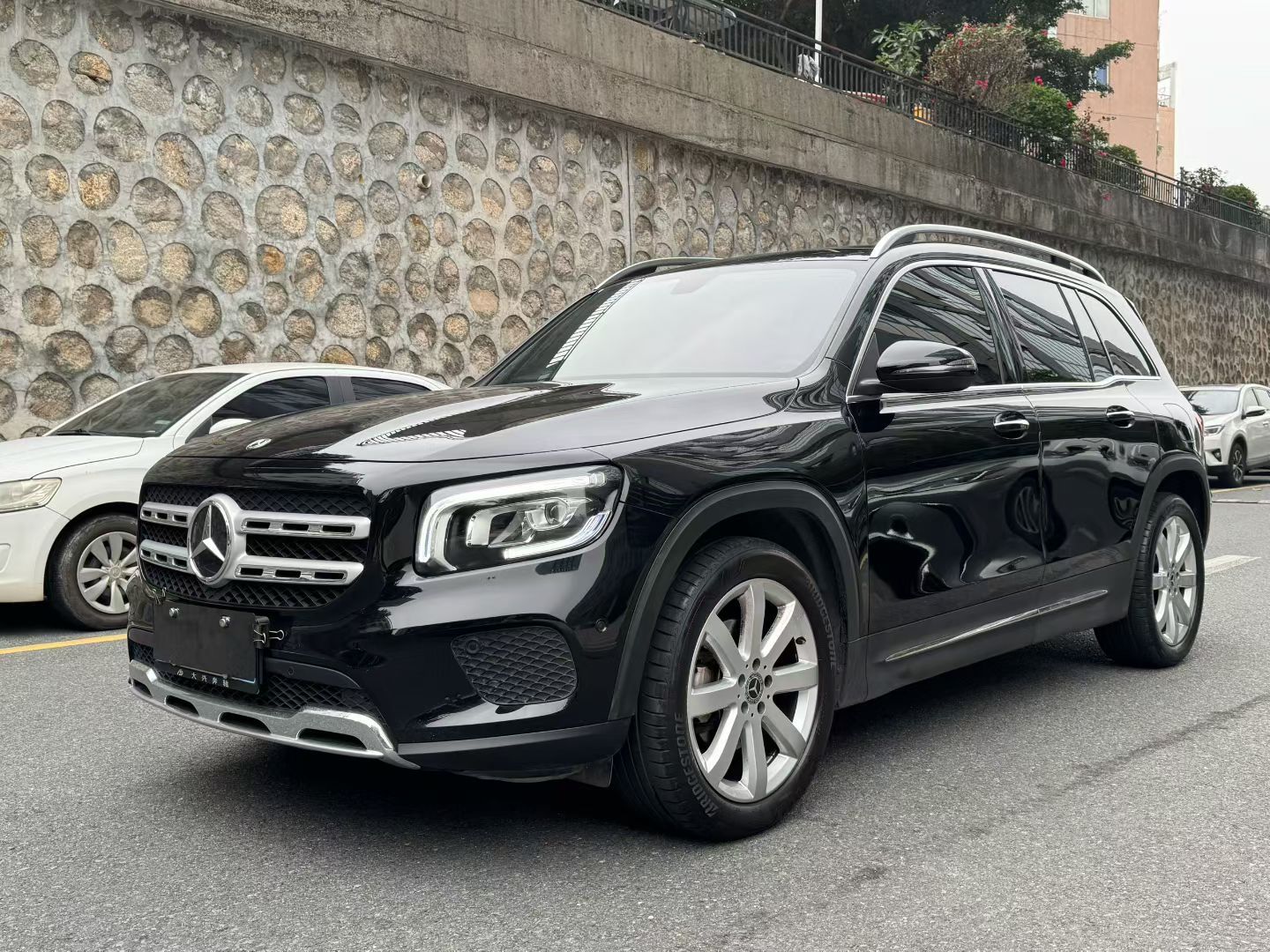 Mercedes-Benz GLB Class 2020 car image 