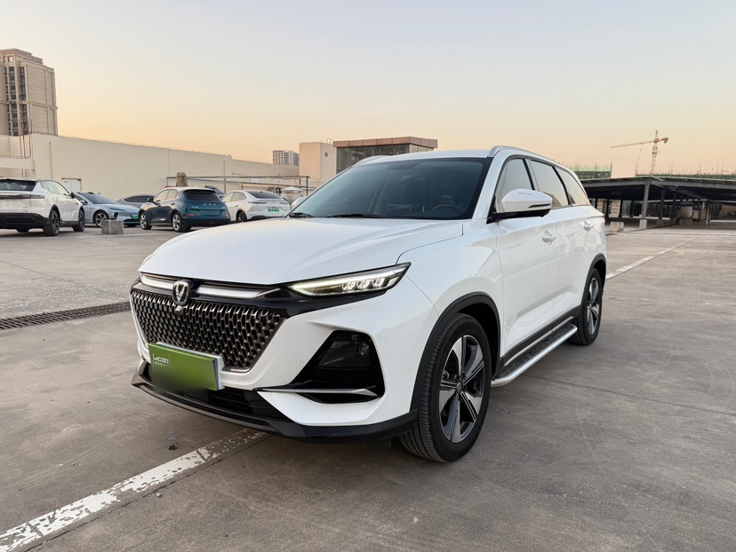 Changan X7 PLUS 2024 car image 