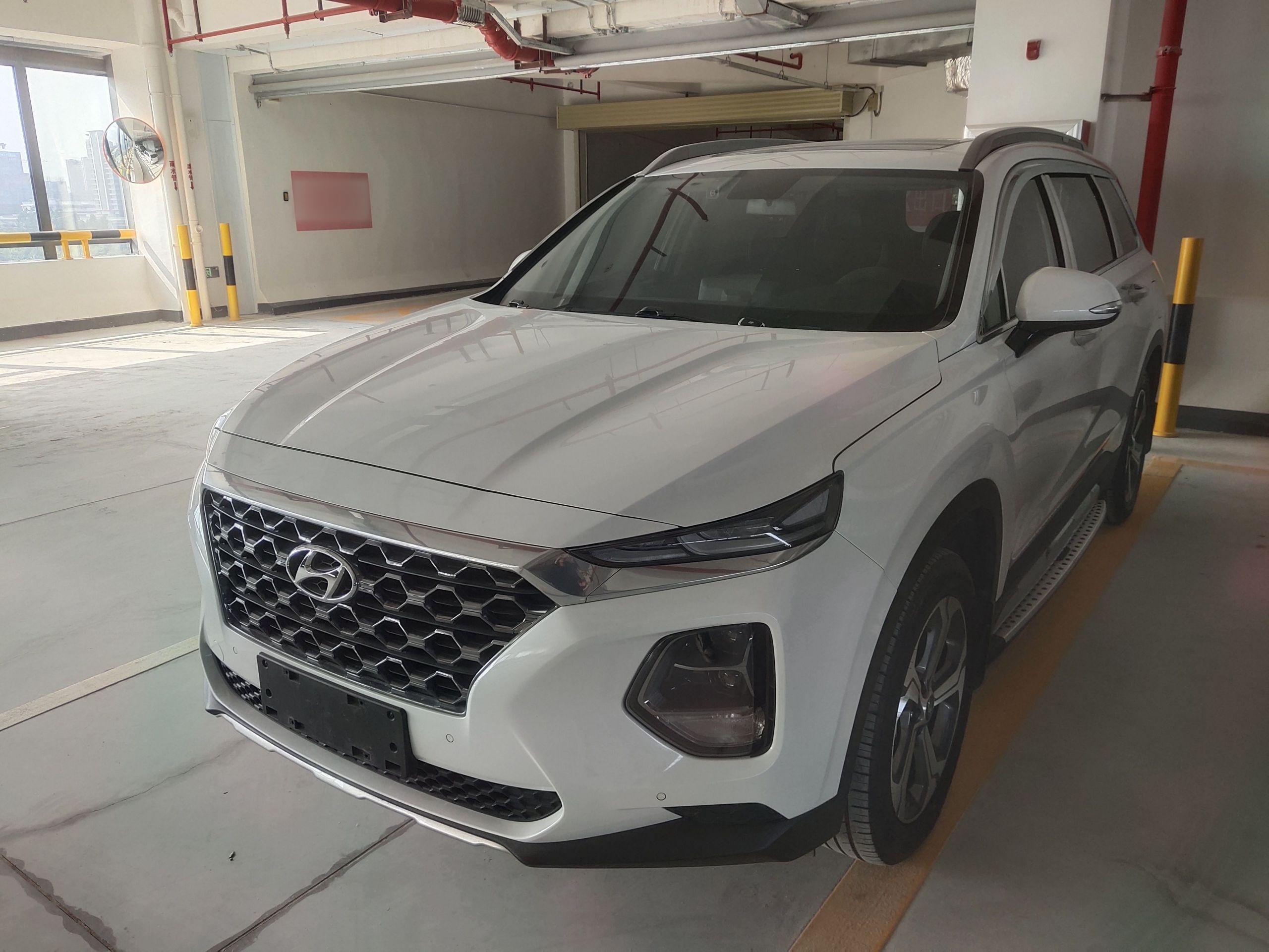 Hyundai Santa Fe 2021 car image 
