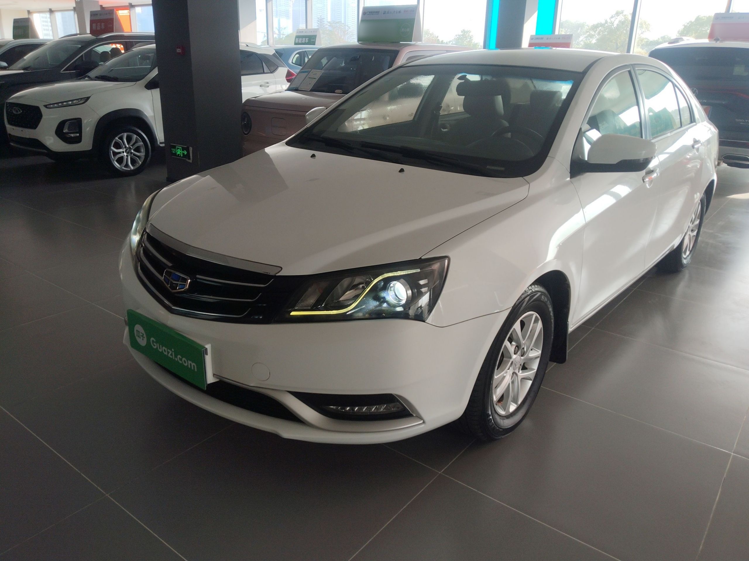 Emgrand 2016 car image 