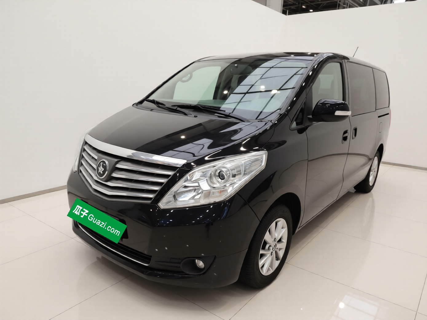 Forthing Lingzhi PLUS 2022 car image 